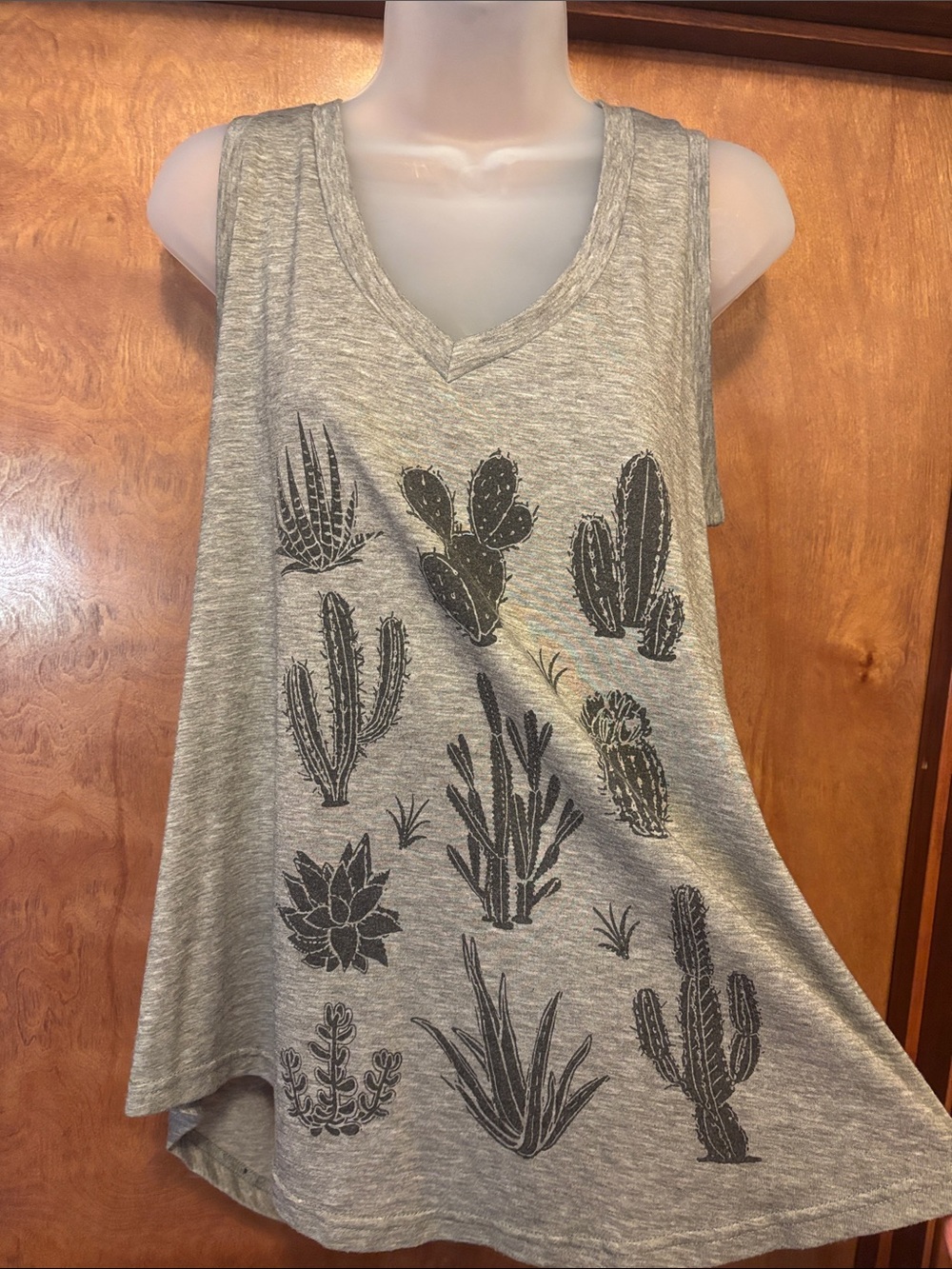 Women's Gray V-Neck Cactus Print Tank Top